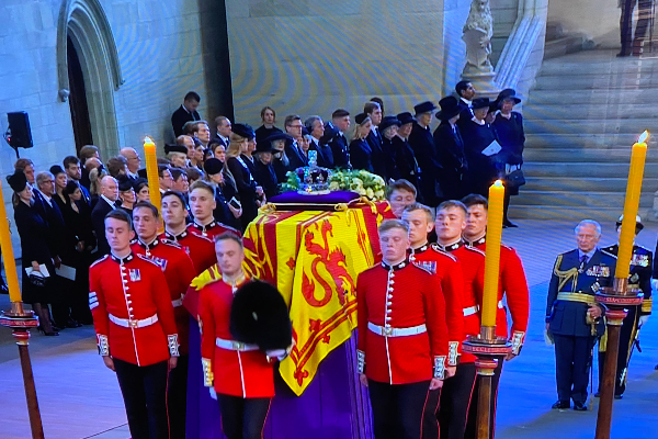 ரகசிய லாக்கரில் ராணி எலிசபெத் உயில்! அடுத்த 90 வருசத்துக்கு சீல்..  ஆச்சரியமூட்டும் தகவல்கள்!! | Queen S Will To Be Locked In A London Safe