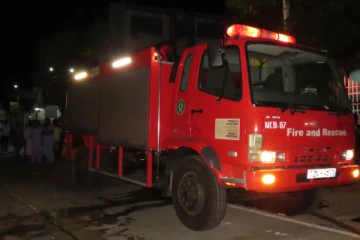 பலாங்கொடையில் வர்த்தக நிலையங்களில் தீ விபத்து