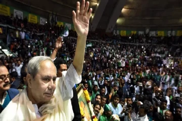 ஒடிசா அரசியல் : மொழியே தெரியாதவர் முதல்வரான கதை