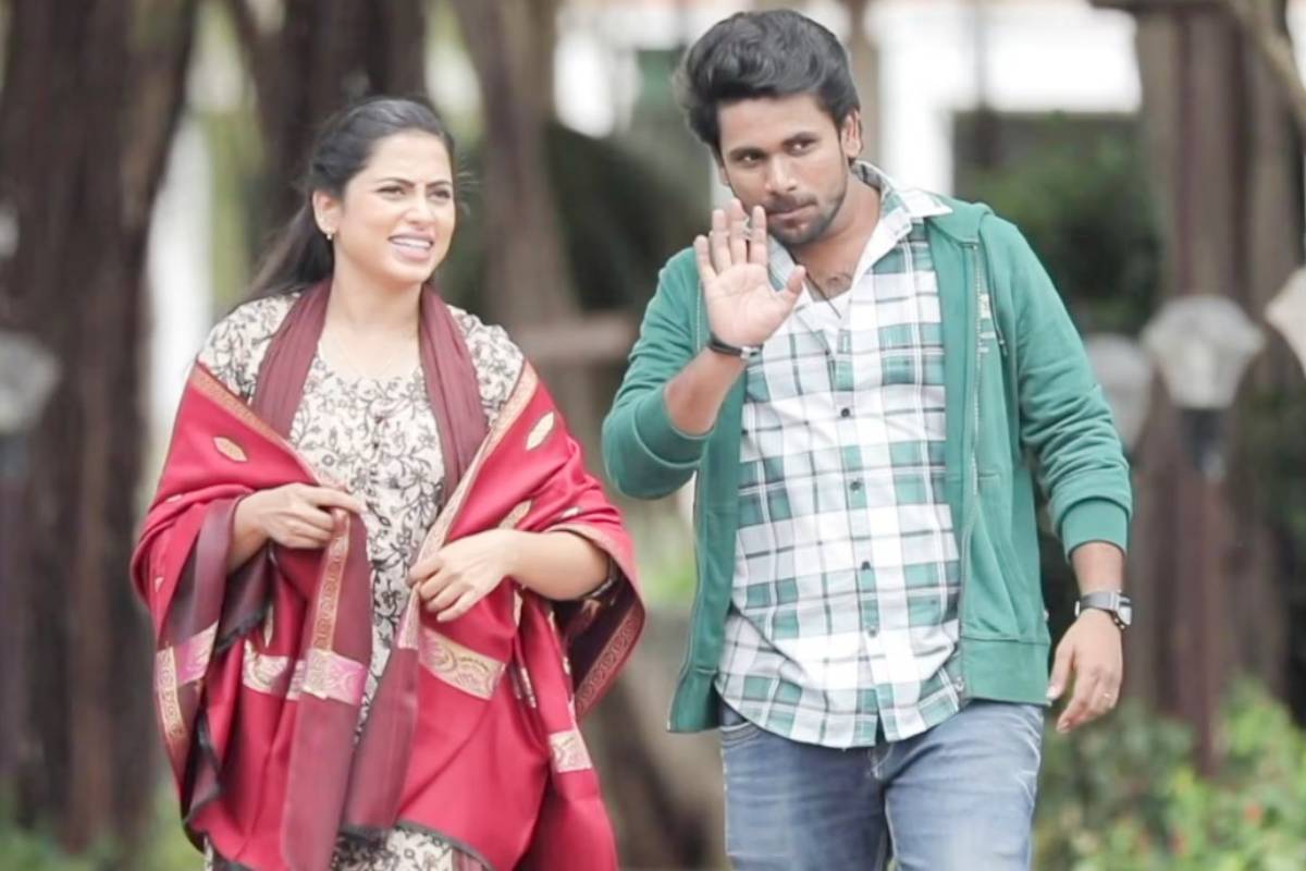 அய்யனார் துணை சீரியலில் நிலா-சோழனாக நடிப்பவர்கள் வாங்கும் சம்பளம்... எவ்வளவு தெரியுமா? | Ayyanar Thunai Serial Madhumitha Aravind Salary அய்யனார் துணை சீரியலில் நிலா-சோழனாக நடிப்பவர்கள் வாங்கும் சம்பளம்... எவ்வளவு தெரியுமா? | Ayyanar Thunai Serial Madhumitha Aravind Salary