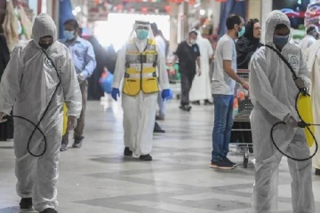 ஓமானில் தீவிரமாக பரவும் கொரோனா: மக்கள் பின்பற்ற வேண்டிய விதிமுறைகள்!