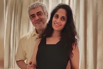 இளம் நடிகைக்காக இரவு முழுவதும் கண்விழித்து அஜித் செய்த காரியம்.. அப்படியொரு தெய்விக காதலாம்