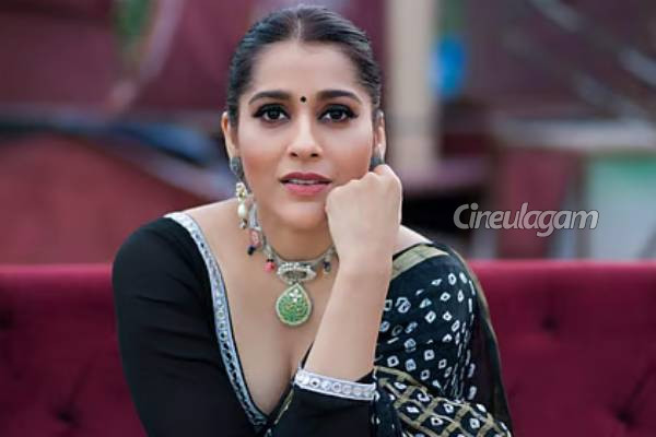 ஜெயம் படத்தில் நாயகியாக நடிக்க முதலில் தேர்வானது நடிகை சதா இல்லையா?... இவர்தானாம்.. | Is Sadha Not First Choice For Jayam Movie