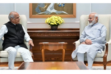 7 பேர் விடுதலை, நீட் விவகாரம் பற்றி ஆலோசிக்க பிரதமர் மோடியை நாளை சந்திக்கிறார் தமிழக ஆளுநர் பன்வாரிலால் புரோகித்!