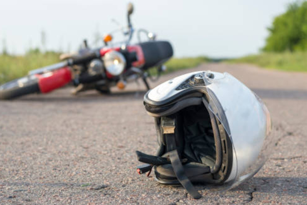 பேருந்துடன் வேகமாக வந்த மோட்டார் சைக்கிள் மோதி இருவர் பலி | Two Killed Speeding Motorcycle Collides With Bus