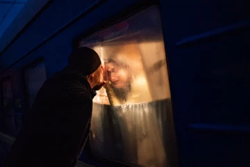 இருளில் மூழ்கிய உக்ரைன்; நான்கு மில்லியன் மக்கள் தவிப்பு!