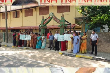 யாழில் வீதிக்கு இறங்கிய ஆசிரியர்கள்