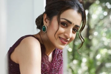 யாரும் பார்த்திராத திரிஷாவின் சிறுவயது புகைப்படம்.. எப்படி இருக்கிறார் என்று பாருங்க