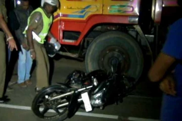 யாழில் திருமணமாகி இரு வாரங்களில் நடந்த விபத்து - கணவன் ஸ்தலத்தில் பலி