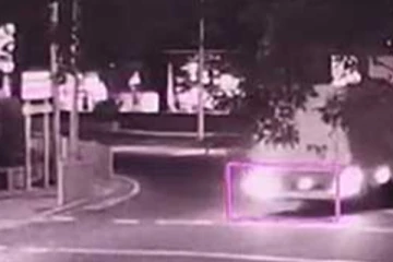 හත් දෙනකු රෝහලට යැවූ බස් අනතුරෙන් සීසීටීවී දර්ශන - (CCTV VIDEO)