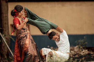 இலங்கை ஜோடிக்கு ஏற்பட்ட பரிதாபம்.... அவலத்தை போட்டோ சூட்டில் அம்பலப்படுத்திய மணமக்கள்!