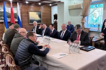 ரஷியா-உக்ரைன் இடையே மூன்றாம் கட்ட பேச்சுவார்த்தை ஆரம்பம்