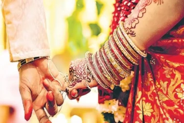 யாழில் வித்தியாசமாக திருமணம் செய்துகொண்ட தம்பதி! குவியும் பாராட்டுக்கள்