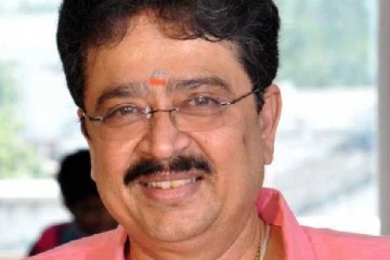 இந்தியை திணிக்க மாட்டேன் என்று இந்தியில்தான் அமித் ஷா கூறினார்.., நடிகர் எஸ்.வி.சேகர் கருத்து