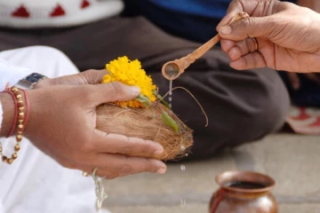 யாழில் உயிரிழந்த 107 வயதுடைய தாத்தாவின் இறுதிக்கிரியைகள்