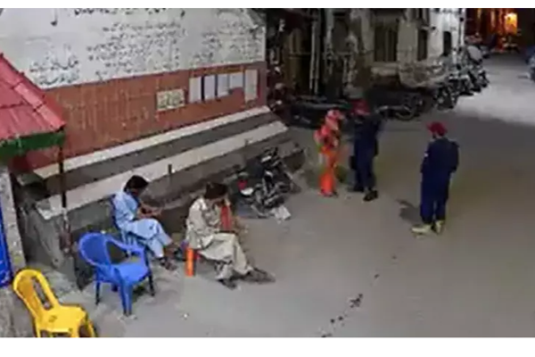 கர்ப்பிணி பெண்ணை எட்டி உதைத்த கொடூர சம்பவம் | The Brutal Incident Of Kicking A Pregnant Woman