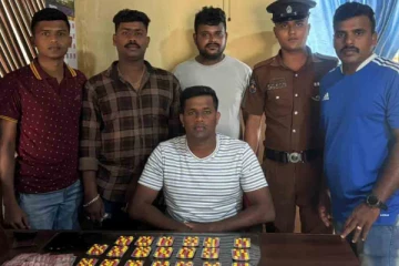 யாழில் இரு இளைஞர்கள் அதிரடியாக கைது