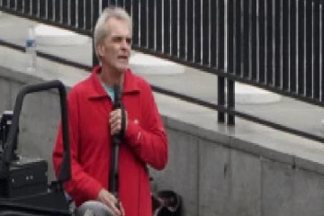 அமெரிக்காவில் ஐ.நா. தலைமை அலுவலகம் முன்பு துப்பாக்கியுடன் நின்ற நபரால் பரபரப்பு