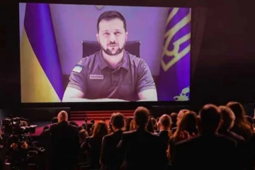 இன்னொரு  புதிய சார்லி சாப்ளின் தேவை - கேன்ஸ் திரைப்பட விழாவில் உக்ரைன் அதிபர் பேச்சு