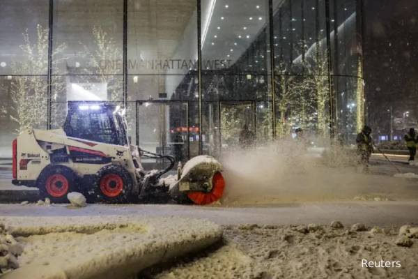 5,000க்கும் மேற்பட்ட விமானங்கள் ரத்து... அமெரிக்காவின் வடகிழக்கைத் தாக்கிய பனிப்புயல் | North East Powerful Winter Storm 5,000க்கும் மேற்பட்ட விமானங்கள் ரத்து... அமெரிக்காவின் வடகிழக்கைத் தாக்கிய பனிப்புயல் | North East Powerful Winter Storm