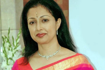 புற்றுநோயோடு கடுமையாக போராடினேன்; என் மகள் அனுபவித்த வலி - கௌதமி உருக்கம்