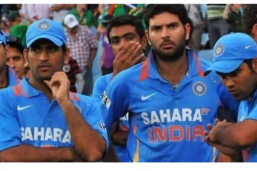 டோனிய திடீர்னு கேப்டனு சொல்லிட்டாங்க... நான் எனக்கு கிடைக்கும்னு நினைச்சேன்! பல உண்மைகளை உடைத்த யுவராஜ் சிங்