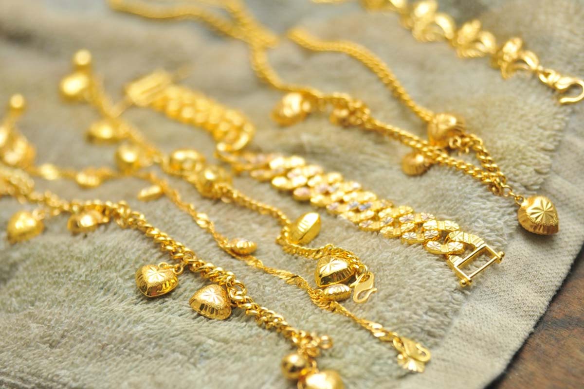 Today Gold Rate: அடுத்தடுத்து குறைந்தது தங்கத்தின் விலை! மகிழ்ச்சியில் நகை பிரியர்கள் | Gold Rate May 22 2026 India And Srilanka Today Gold Rate: அடுத்தடுத்து குறைந்தது தங்கத்தின் விலை! மகிழ்ச்சியில் நகை பிரியர்கள் | Gold Rate May 22 2026 India And Srilanka