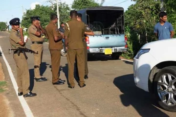 வீட்டில் நித்திரையிலிருந்த இளைஞன் மீது வாள்வெட்டுத் தாக்குதல்