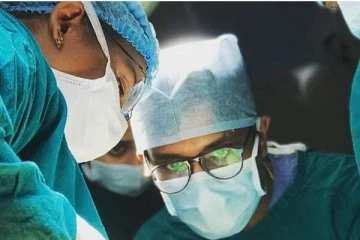 வலியால் துடித்த கர்ப்பிணி -பிரசவம் பார்த்த அமைச்சர்!