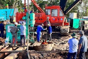 115 அடி குழாய்க்குள் தவறிவிழுந்த 10 வயது சிறுவனுக்கு நேர்ந்த நிலை!