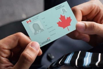 போலி கனடிய நிரந்தர வதிவிட அட்டைகளுடன் இருவர் கைது