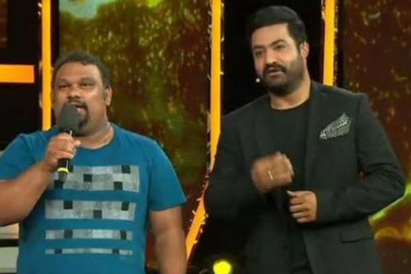 தெலுங்கு இயக்குநர் மகேஷ் காத்தி உயிரிழப்பு! திரையுலகினர் அதிர்ச்சி! | Magesh Kathi Passed Away By Accident