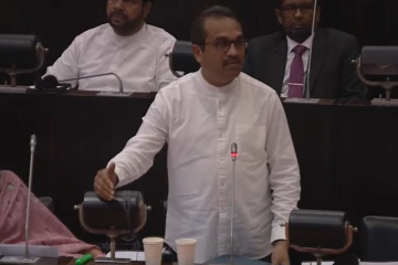 ''කොටුව දුම්රිය ස්ථානය තුළ දුම්රිය පිළිපනිනවා බරපතළ අකාර්යක්ෂමතාවයක්'' - දුම්රිය ගැන බිමල්ගෙන් සැර කතාවක්