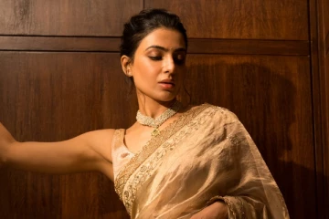 அழகிய சேலையில் விருது விழாவுக்கு சென்ற சமந்தா.. அழகிய புகைப்படங்கள்