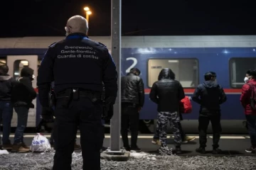 சுவிட்சர்லாந்தில் மீண்டும் அதிகரிக்கும் புகலிடக் கோரிக்கையாளர்கள் எண்ணிக்கை