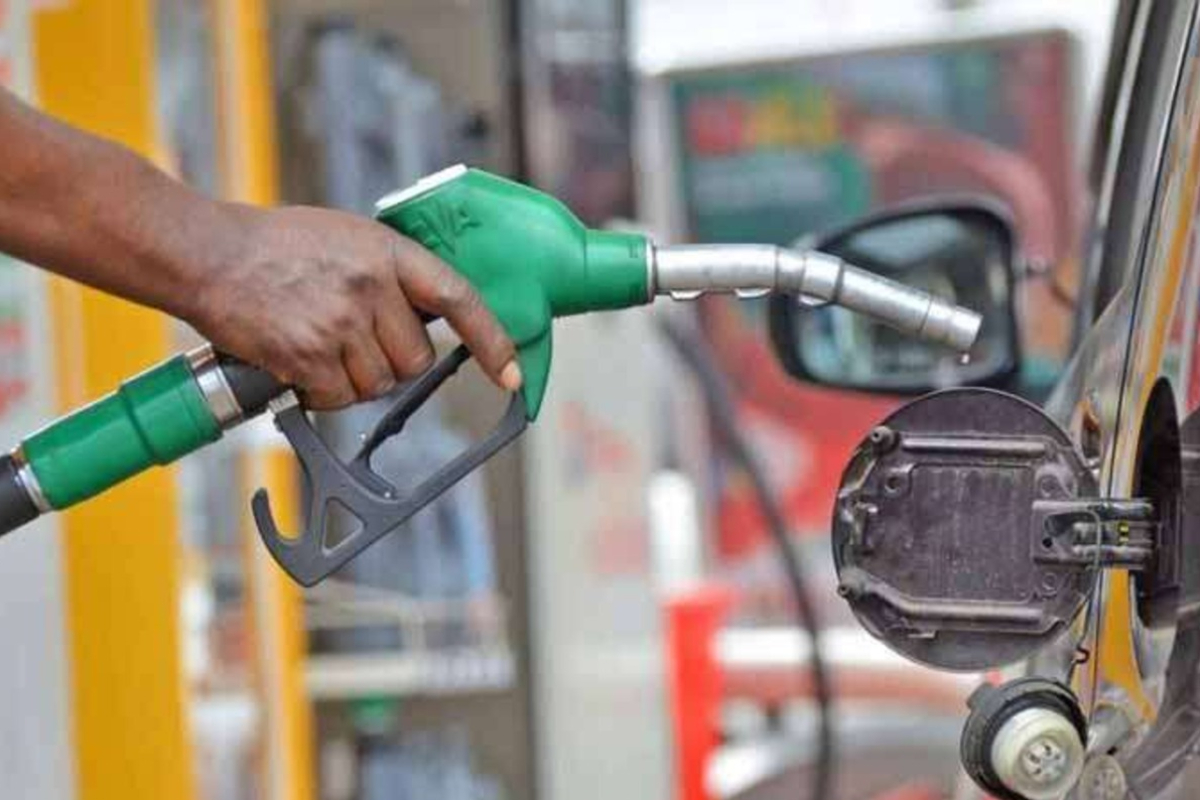 எரிபொருள் விலையை ஏன் குறைக்க முடியாது சஜித் கேள்வி | Why Cant Fuel Price Dropped Asks Sajith எரிபொருள் விலையை ஏன் குறைக்க முடியாது சஜித் கேள்வி | Why Cant Fuel Price Dropped Asks Sajith