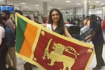 திருமதி உலக அழகிப் போட்டிக்காக அமெரிக்கா சென்ற இலங்கையழகி