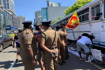 மைனா கோ கமவில் அதிகாலையில் ஏற்பட்ட பதற்றம்