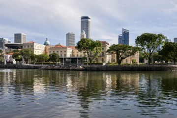 கோவிட் தொற்றுடன்  வாழ்வோம் - பயணக் கட்டுப்பாடுகளை தளர்த்தும் சிங்கப்பூர்