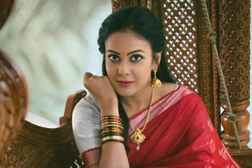 கடற்கரையில் அப்படி ஒரு போஸ்.. இணையத்தை தெறிக்கவிட்ட சீரியல் நடிகை சாந்தினி