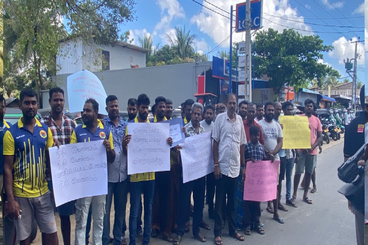 மட்டக்களப்பை அதிர வைத்த சம்பவம்; சட்டத்தரணிகள் வரக்கூடாது; மக்கள் ஆர்ப்பாட்டம் | Batticaloa Well Incident Lawyers Public Protest மட்டக்களப்பை அதிர வைத்த சம்பவம்; சட்டத்தரணிகள் வரக்கூடாது; மக்கள் ஆர்ப்பாட்டம் | Batticaloa Well Incident Lawyers Public Protest