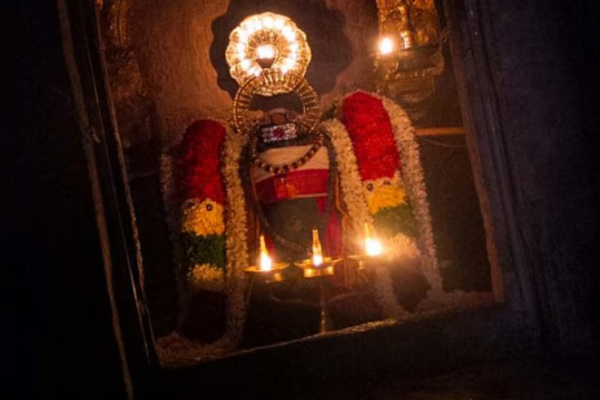 பாவங்களைப் போக்கும் சிவபெருமானின் சக்தி வாய்ந்த 10 திருநாமங்கள் | Sivaperuman Powerful 10 Names And Its Meaning