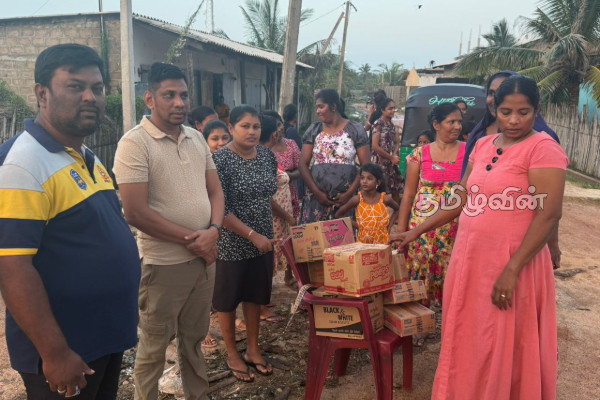 மன்னாரில் வெள்ளத்தால் பாதிக்கப்பட்ட மக்களுக்கு நிவாரணம் வழங்கும் நடவடிக்கைள் முன்னெடுப்பு | Relief Work Provided People Kalliyadi School