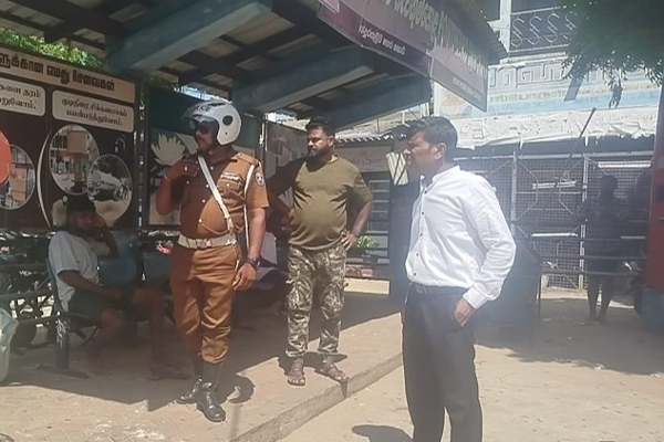 யாழில் தியாக தீபத்தின் ஊர்திக்கு முன் வெடி கொளுத்திய இளைஞன் கைது | Youth Explosives Torchlight Procession Jaffna