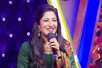 சூப்பர் சிங்கர் நிகழ்ச்சி நடுவர் சுவேதா மோகனின் மகளா இது? அப்பப்பா.... கொள்ளை கொள்ளும் அழகு