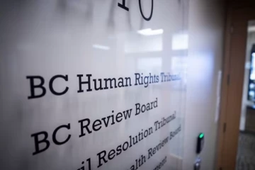 மஞ்சள் காமாலை நோய் காரணமாக மோசமான வகையில் வேலையை விட்டு துரத்தப்பட்ட கனேடிய பணியாளர்