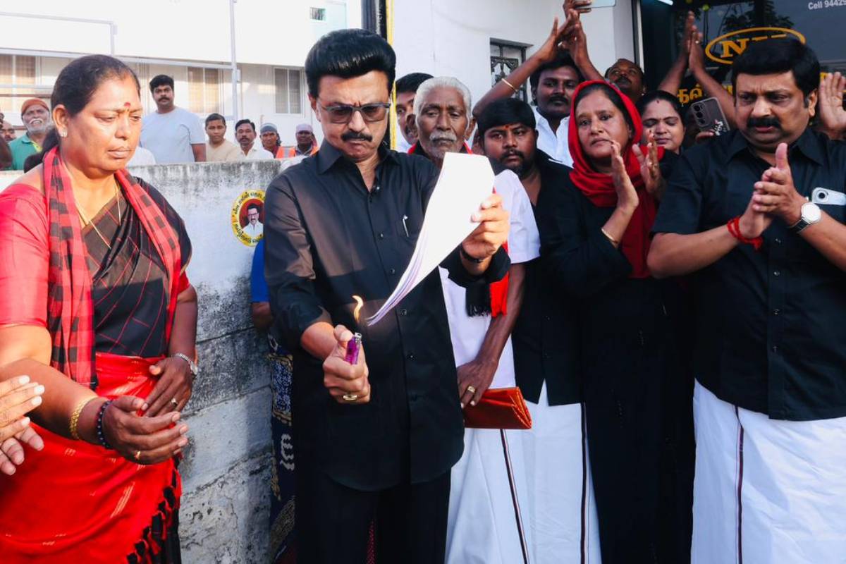 12 ஆண்டு மோடி ஆட்சியில் முதல் தோல்வி - வெடி வெடித்து கொண்டாடிய முதல்வர் ஸ்டாலின் | Delimitation Bill Defeated In The Parliament