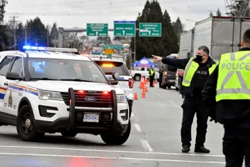கனடாவில் ஐந்து உயிர்களை காவுகொண்ட கோர விபத்து
