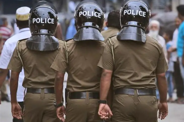 யாழ்ப்பாணத்தில் ஐந்து இளைஞர்கள் கைது | 5 Youths Arrested In Jaffna