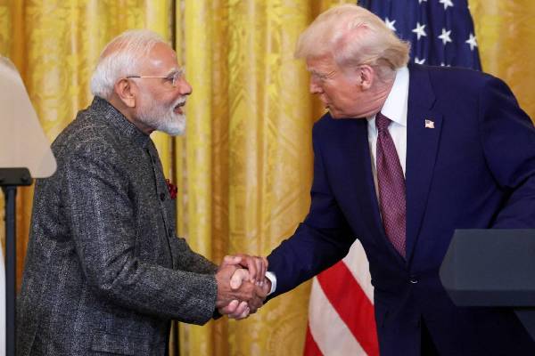 இந்தியாவிற்கு எதிராக ட்ரம்பின் வரி விதிப்பால் பாகிஸ்தானுக்கு அடித்த ஜாக்பாட் | Pakistan Hits Jackpot Trumps Tariff
